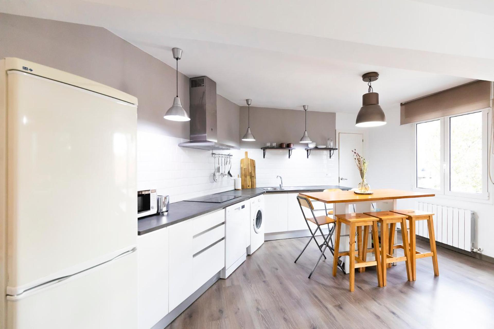 Akomodat En Apartamento Luminoso Junto Al Paseo De La Ria Bilbao Zewnętrze zdjęcie