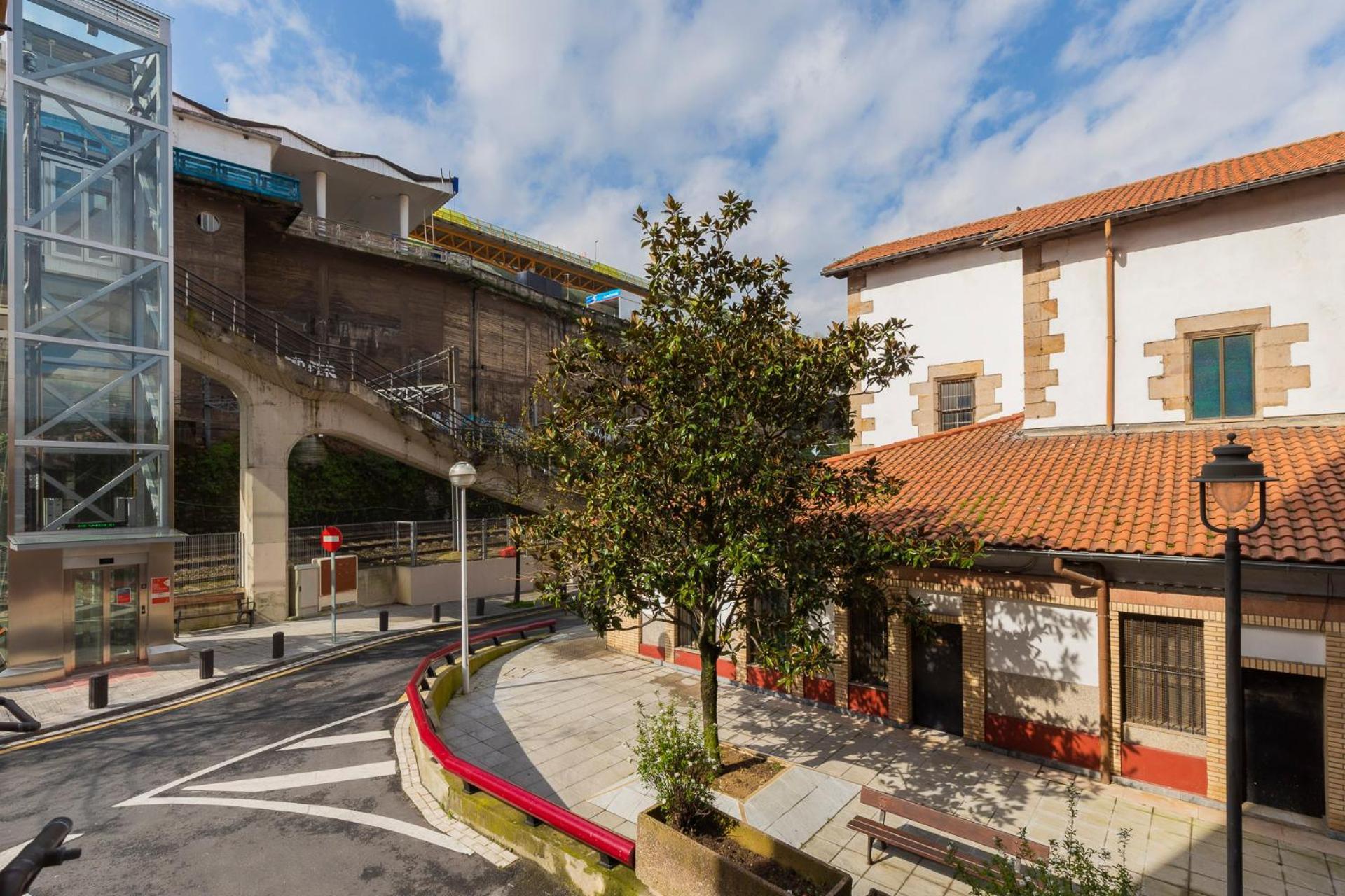 Akomodat En Apartamento Luminoso Junto Al Paseo De La Ria Bilbao Zewnętrze zdjęcie